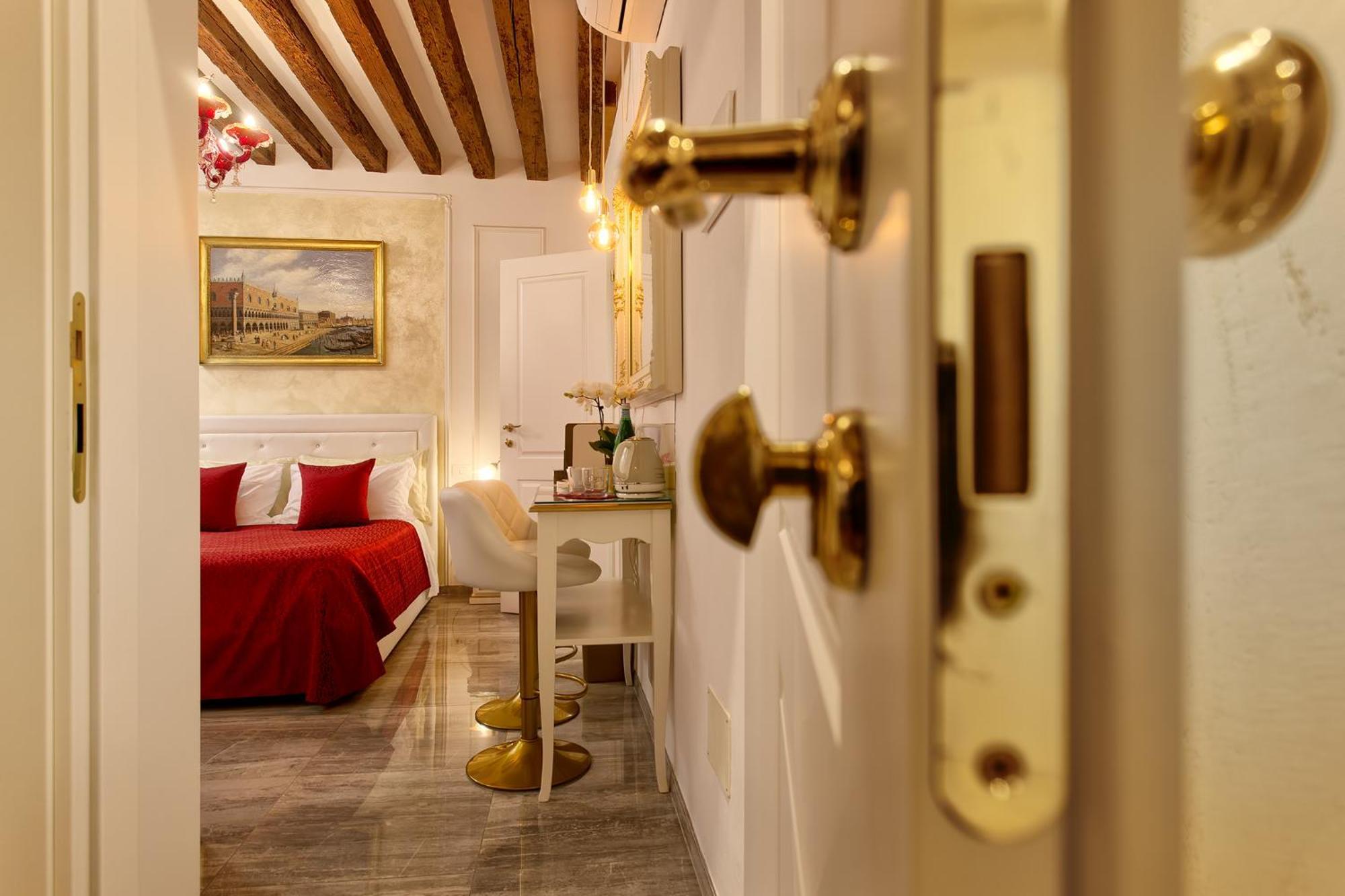 Capatron Hotel Venedig Eksteriør billede